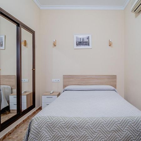 Hotel Chamizo El Arahal Esterno foto