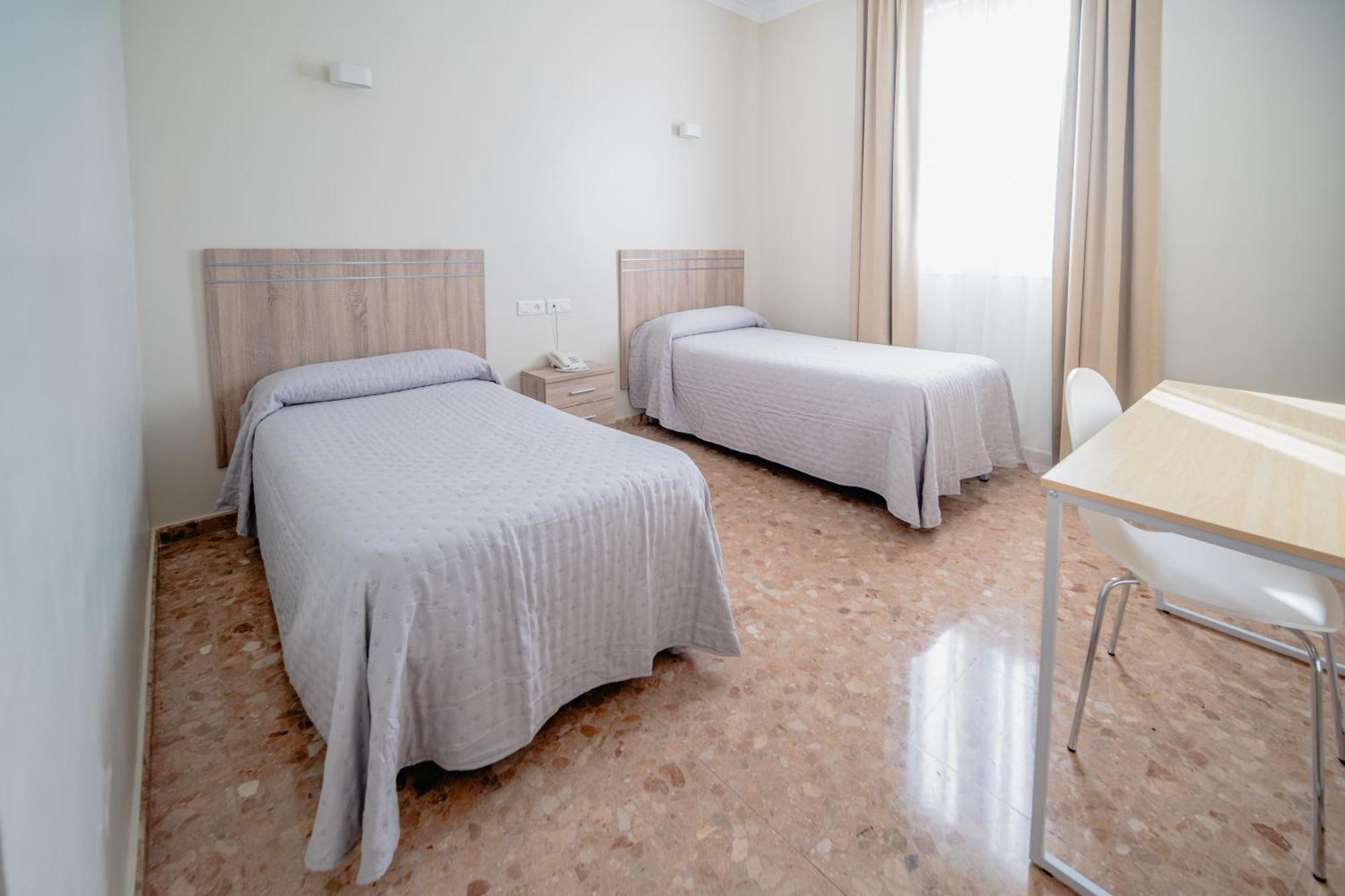 Hotel Chamizo El Arahal Esterno foto